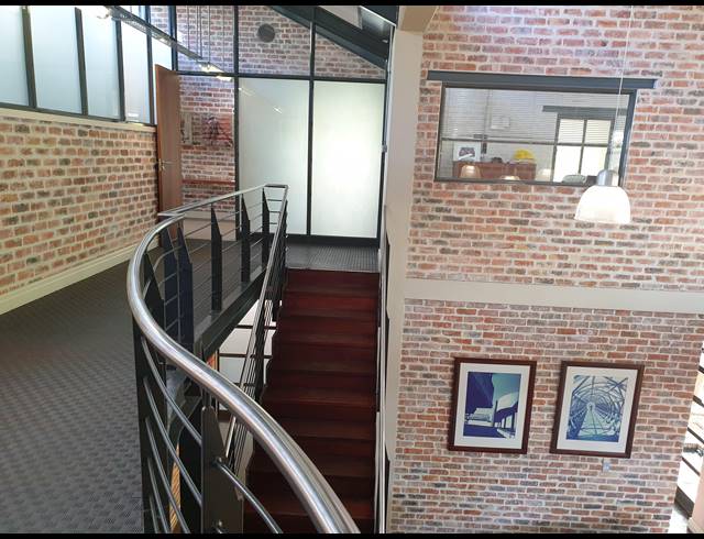 2,077M² SHOWROOM SOLD IN NDABENI